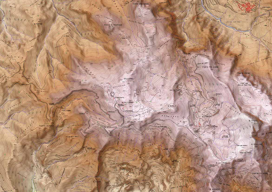 Cartografia con gradazioni altimetriche a colori